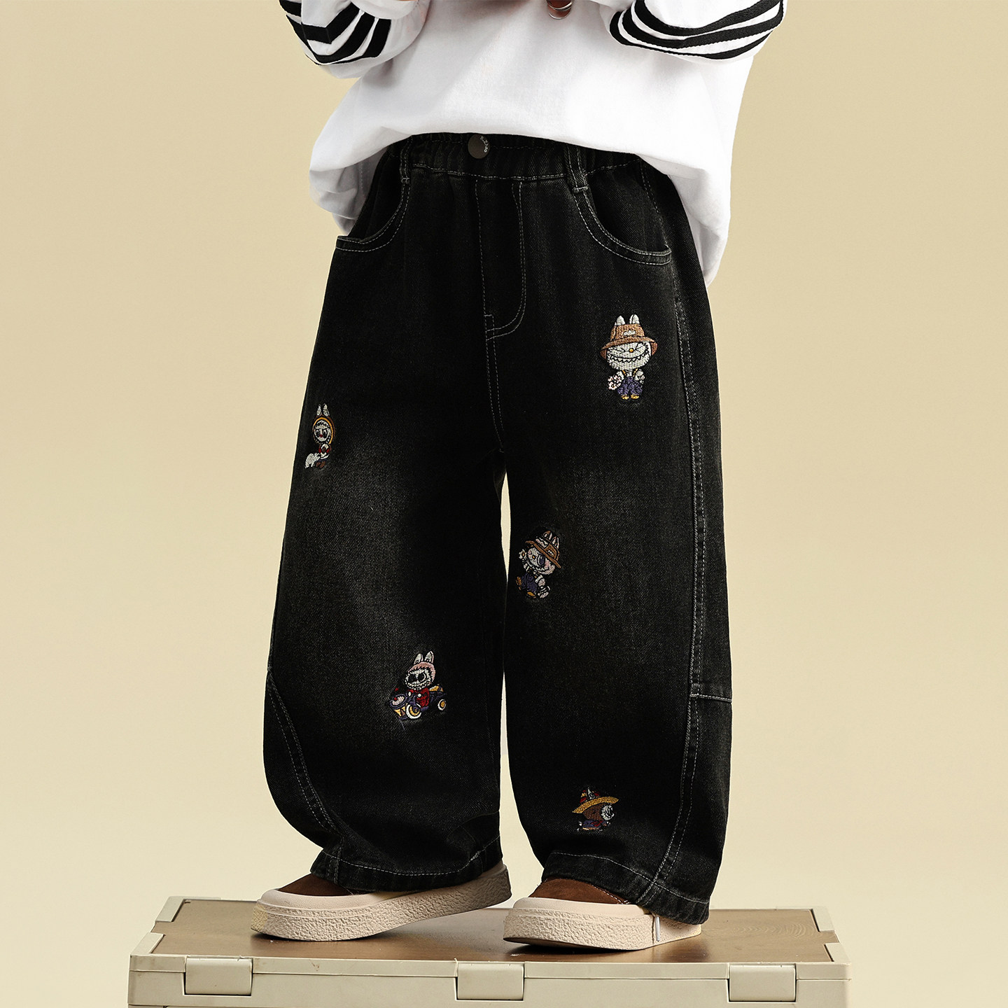 男童牛仔裤秋冬2025新款痞帅小男孩阔腿裤子儿童加绒卡通休闲