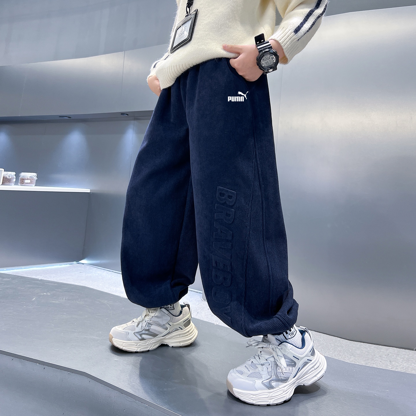 奥莱专柜男童裤子加绒加厚儿童运动裤2025新款冬季宽松男孩一