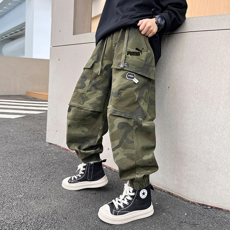 奥莱专柜男童裤子秋冬款2025新款冬季迷彩一体加绒加厚大儿童